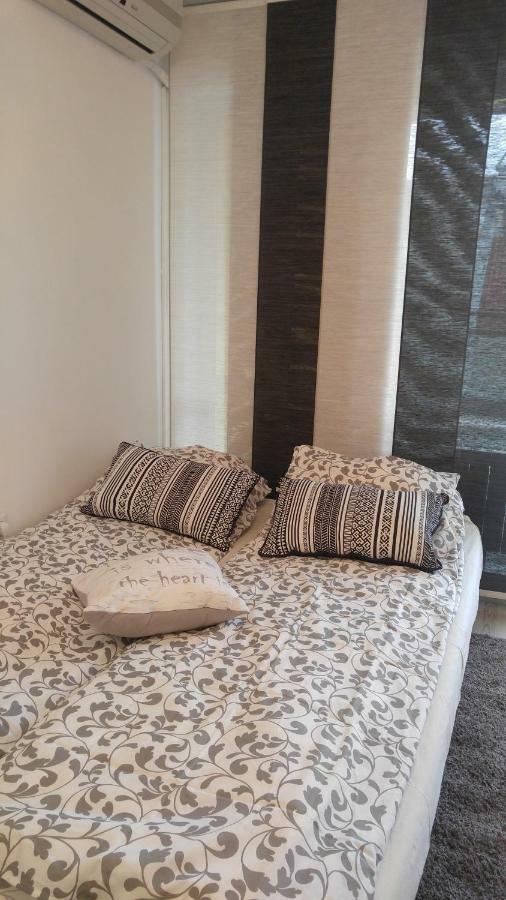 Modern Apartment Sofia Center Kültér fotó