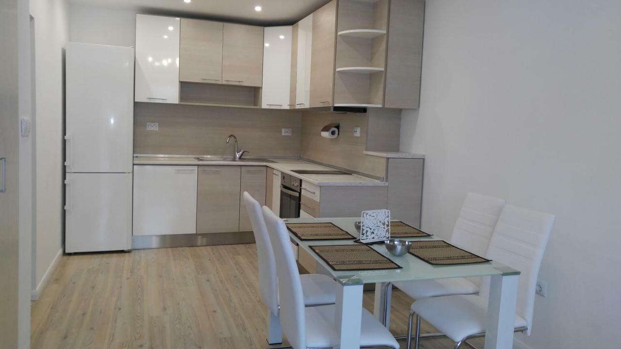 Modern Apartment Sofia Center Kültér fotó