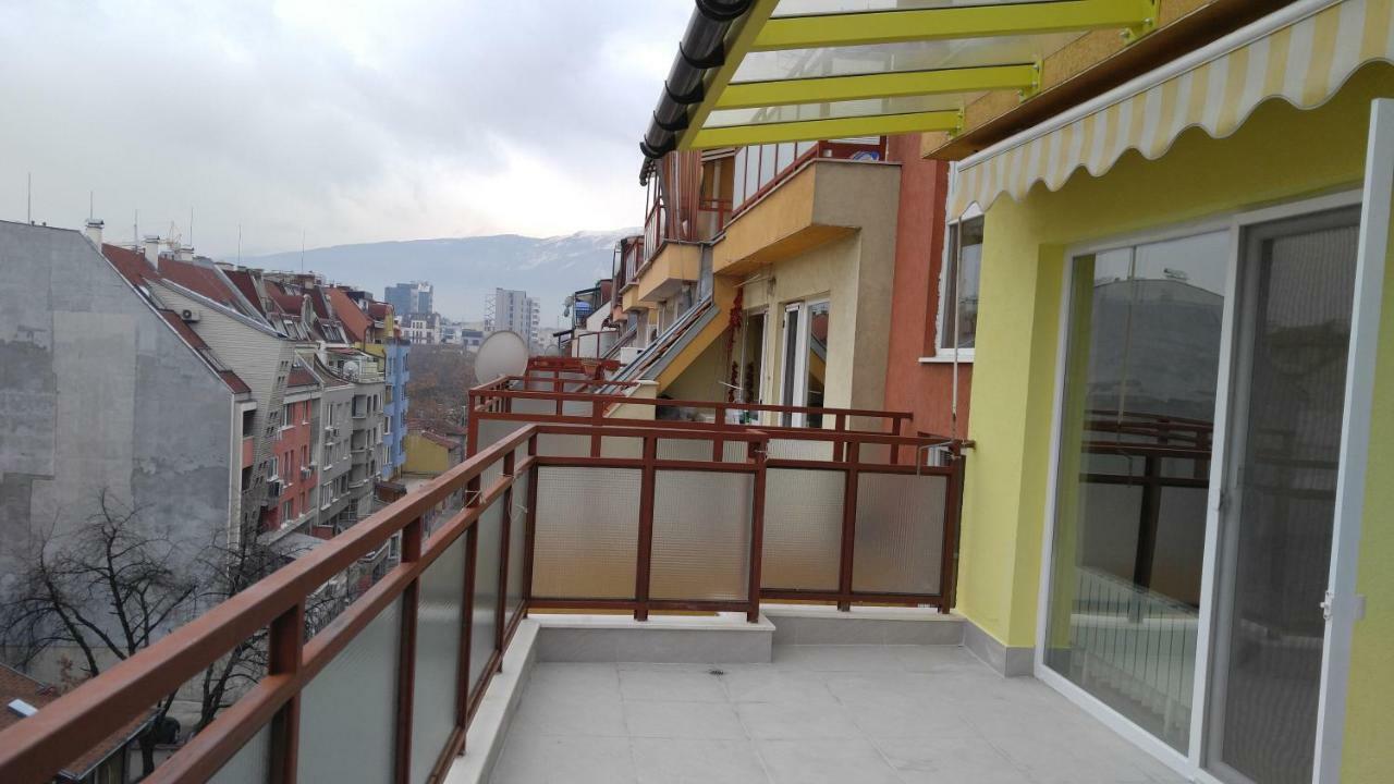 Modern Apartment Sofia Center Kültér fotó